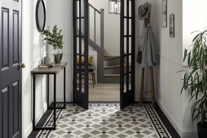 Norwich Pattern in Dover White
